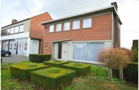 Huis te koop in lichtervelde met 3 slaapkamers
