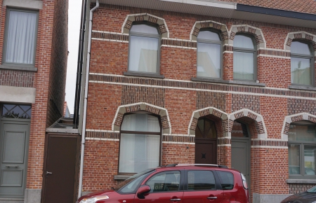 Huis te koop in vrasene met 4 slaapkamers