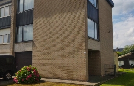 Huis te koop in burst met 4 slaapkamers
